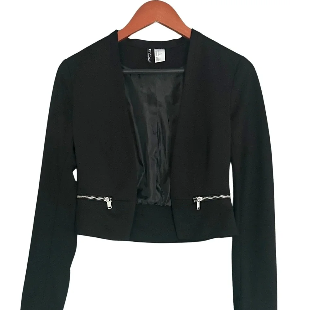 H&M Divided Cropped Blazer Jacket Womens Size 4 Black Open Front Zipper